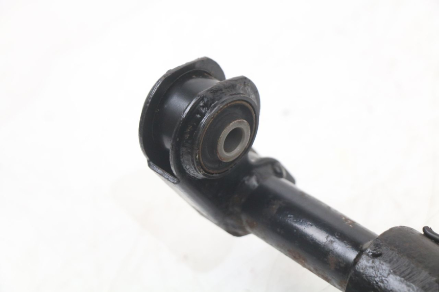 photo de UCHWYT SILNIKA KYMCO SUPER 8 125 (2008 - 2015) - Zoom stanu zużycia