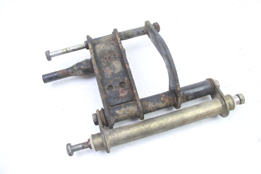 photo de UCHWYT SILNIKA PIAGGIO SUPER LX 125 (2000 - 2003) - Zoom stanu zużycia