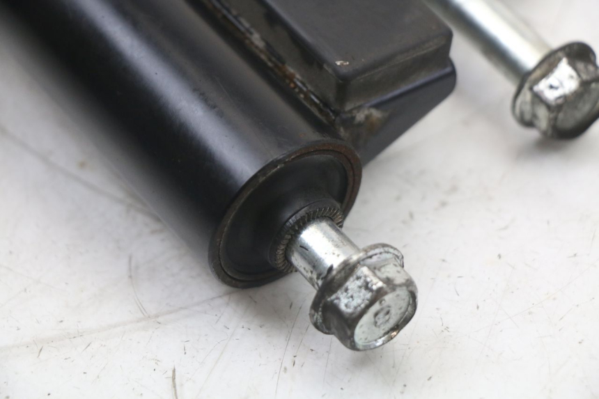 photo de UCHWYT SILNIKA SUZUKI BURGMAN 125 (2018 - 2021) - Widok ogólny