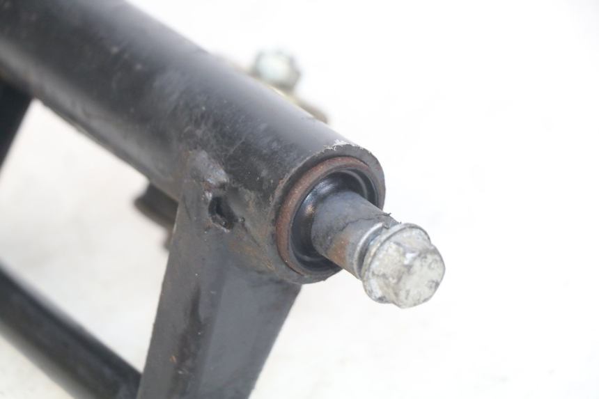 photo de UCHWYT SILNIKA PEUGEOT SV 125 (1991 - 1994) - Zoom stanu zużycia