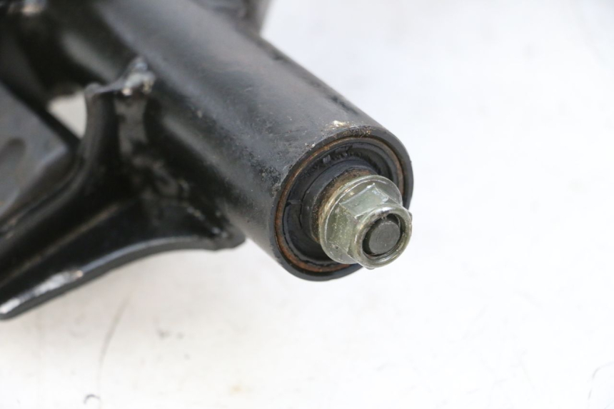 photo de UCHWYT SILNIKA SYM ORBIT III 3 4T 50 (2018 - 2021) - Zbliżenie techniczne