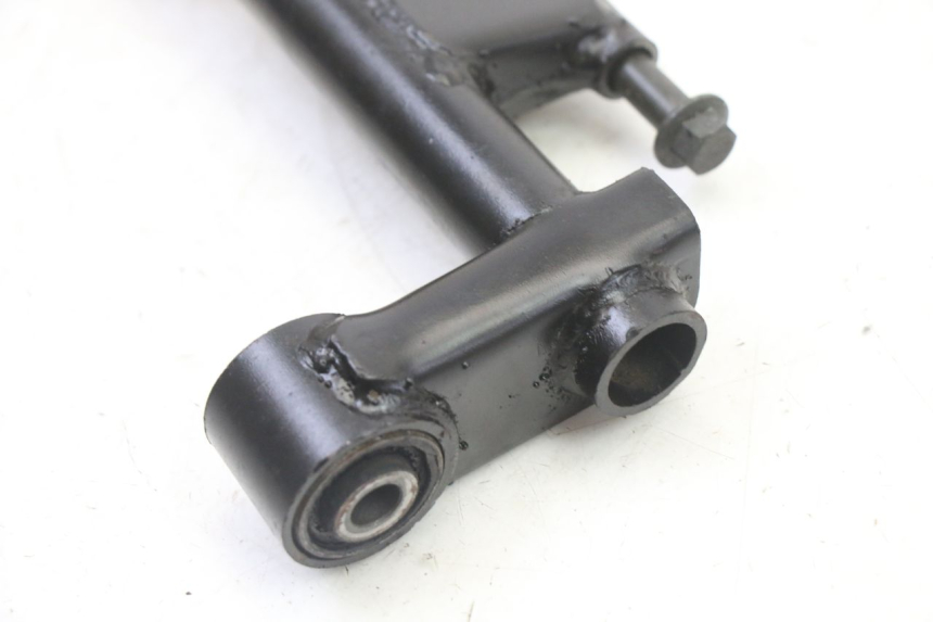 photo de UCHWYT SILNIKA PEUGEOT TWEET 4T 50 (2014 - 2019) - Widok ogólny