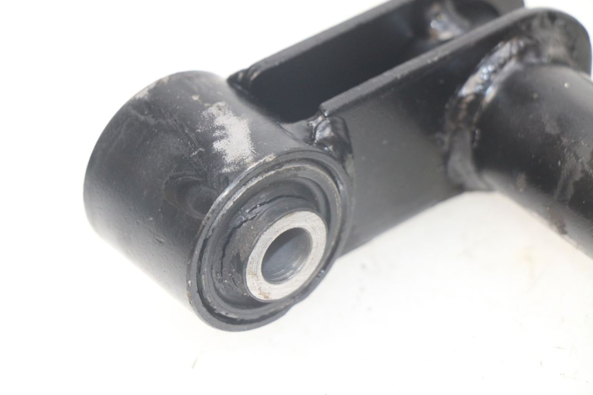 photo de UCHWYT SILNIKA PEUGEOT TWEET ACTIVE 4T 50 (2018 - 2022) - Inny kąt widzenia