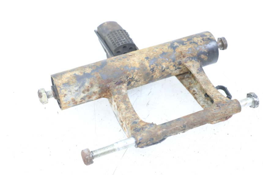 photo de UCHWYT SILNIKA PIAGGIO TYPHOON 80 (1994 - 1997) - Szczegół części