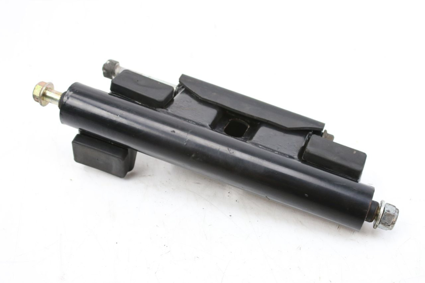 photo de UCHWYT SILNIKA SUZUKI UH BURGMAN 125 (2002 - 2006) - Szczegół części