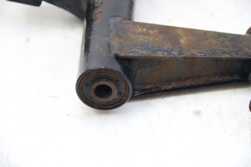 photo de UCHWYT SILNIKA PEUGEOT V-CLIC VCLIC 50 (2007 - 2013) - Zoom stanu zużycia