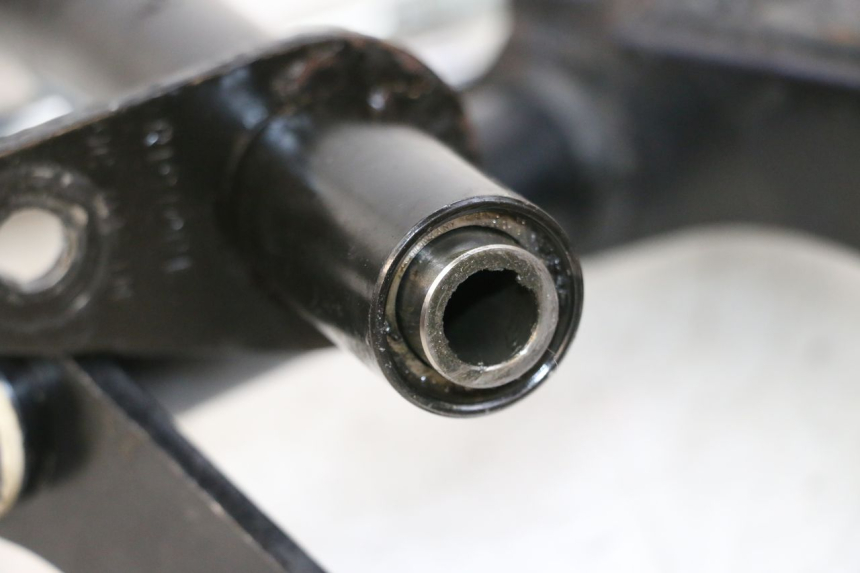 photo de UCHWYT SILNIKA PIAGGIO VESPA GTS SUPER IE 125 (2009 - 2016) - Szczegóły charakterystyczne