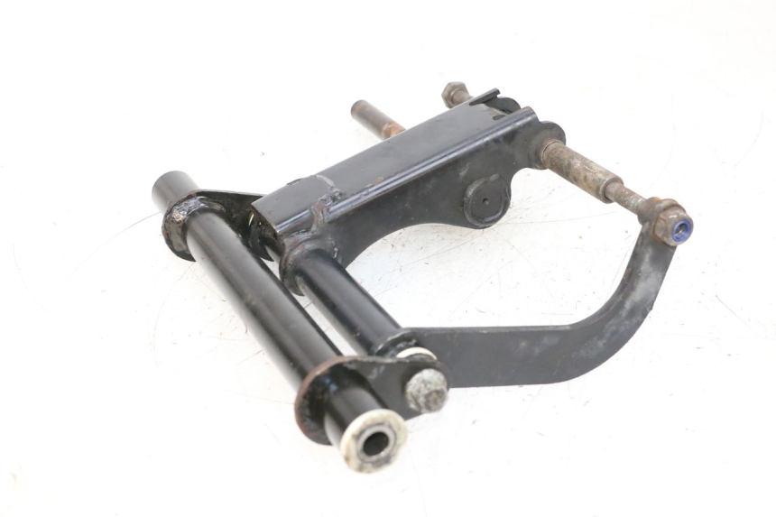 photo de UCHWYT SILNIKA PIAGGIO VESPA GTS SUPER IE 125 (2009 - 2016) - Widok ogólny