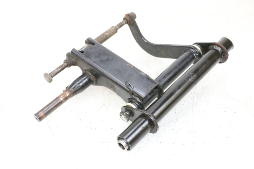 photo de UCHWYT SILNIKA PIAGGIO VESPA GTS SUPER IE 125 (2009 - 2016) - Punkty mocowania