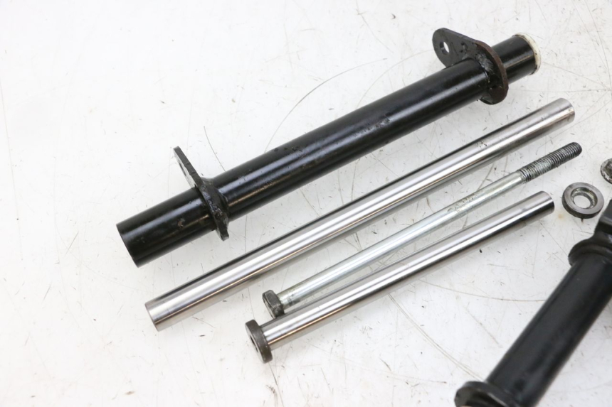 photo de UCHWYT SILNIKA PIAGGIO VESPA GTS SUPER IE 125 (2009 - 2016) - Część sprawdzona