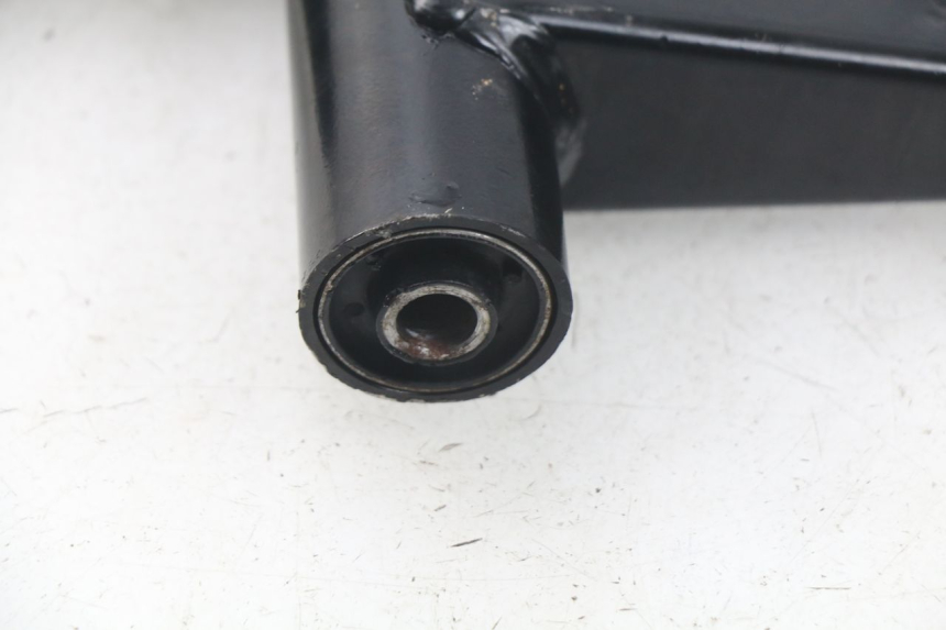 photo de UCHWYT SILNIKA JM MOTORS VIPER 4T 50 (2015 - 2022) - Zoom stanu zużycia