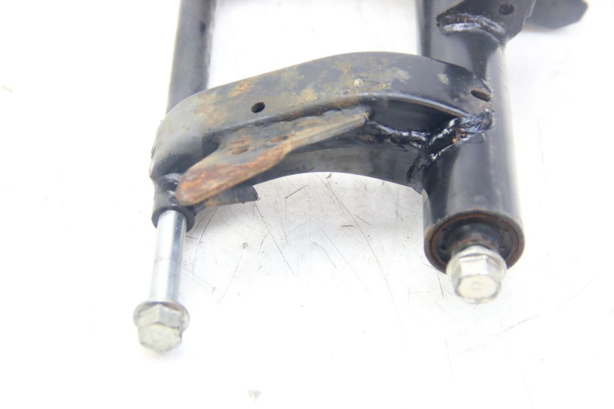 photo de UCHWYT SILNIKA HONDA VISION NSC R 50 (2013 - 2015) - Zoom stanu zużycia