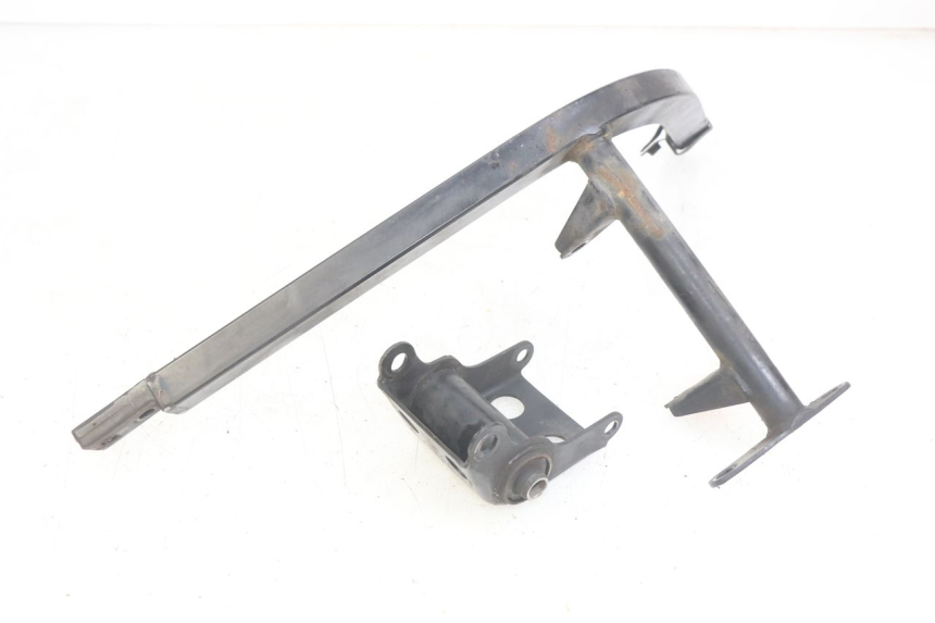 photo de UCHWYT SILNIKA DAELIM VJ ROADWIN FI 125 (2008 - 2017) - Zoom stanu zużycia