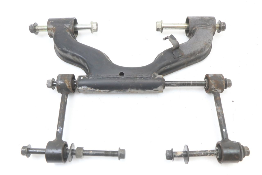 photo de UCHWYT SILNIKA YAMAHA X-MAX XMAX 125 (2010 - 2013) - Zoom stanu zużycia