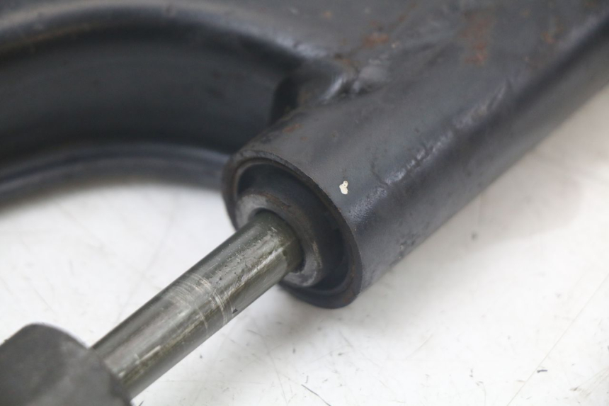 photo de UCHWYT SILNIKA YAMAHA XMAX X-MAX 125 (2006 - 2009) - Widok ogólny