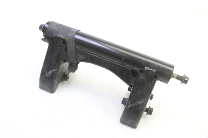 photo de UCHWYT SILNIKA YAMAHA XMAX X-MAX 125 (2021 - 2025) - Szczegół części