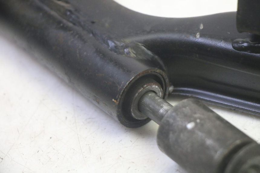 photo de UCHWYT SILNIKA YAMAHA XMAX X-MAX 125 (2006 - 2009) - Punkty mocowania