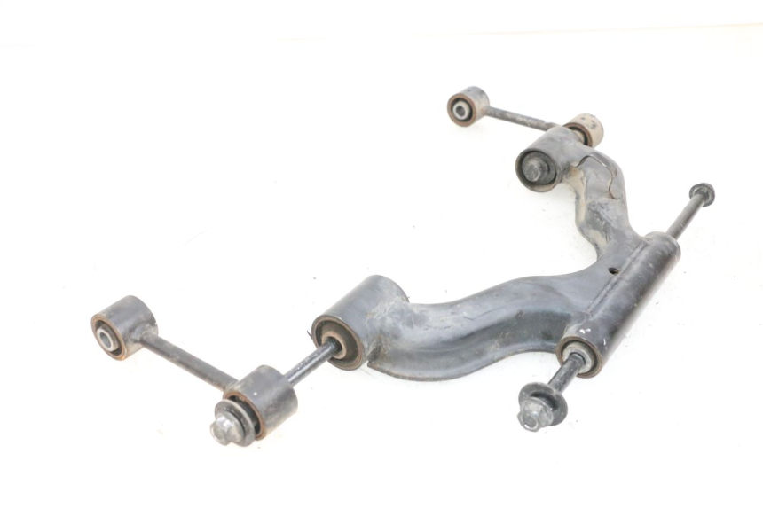 photo de UCHWYT SILNIKA YAMAHA X-MAX XMAX 125 (2010 - 2013) - Zbliżenie techniczne