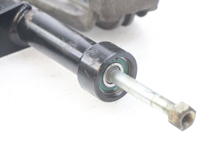 photo de UCHWYT SILNIKA PIAGGIO X9 EVOLUTION 500 (2003 - 2005) - Inny kąt widzenia