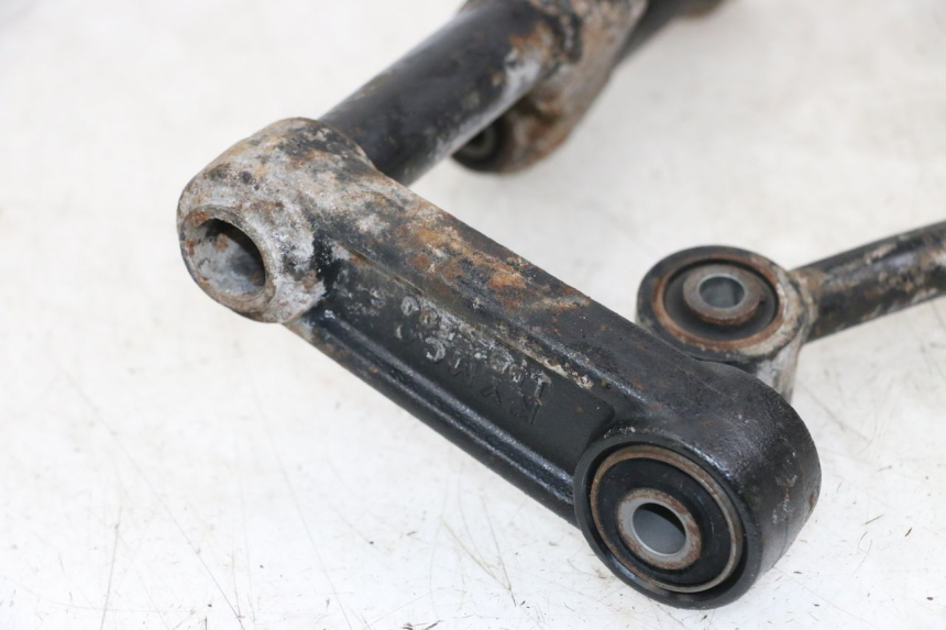 photo de UCHWYT SILNIKA KYMCO XCITING 250 (2006 - 2009) - Szczegół części