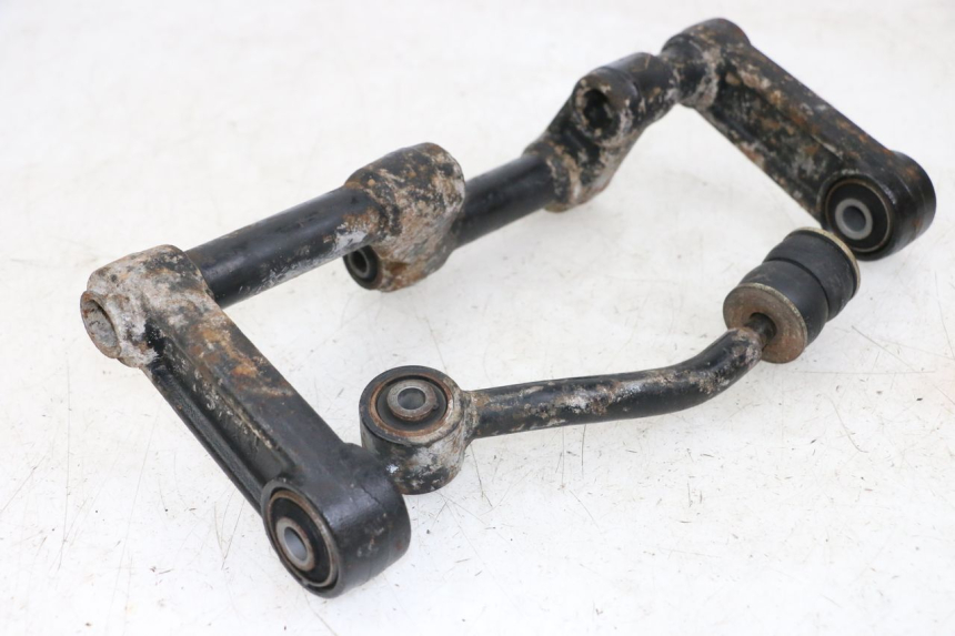 photo de UCHWYT SILNIKA KYMCO XCITING 250 (2006 - 2009) - Zbliżenie techniczne