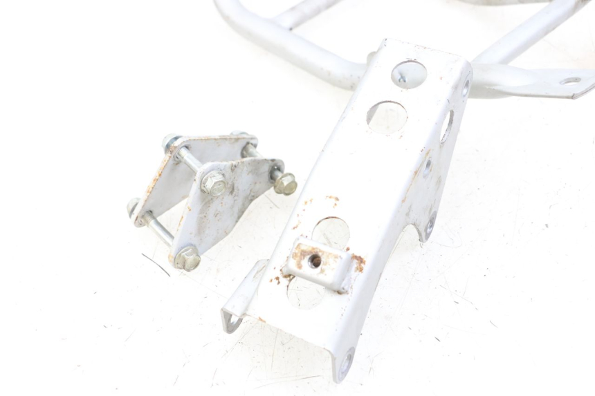 photo de UCHWYT SILNIKA HYOSUNG XRX 125 (2000 - 2008) - Zbliżenie techniczne