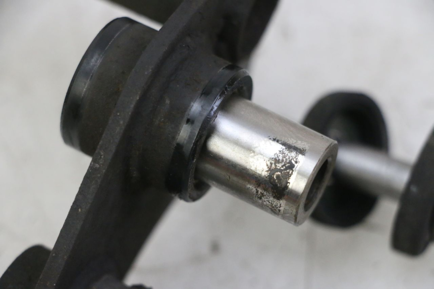 photo de UCHWYT SILNIKA YAMAHA FZS FAZER 600 (2001 - 2003) - Inny kąt widzenia