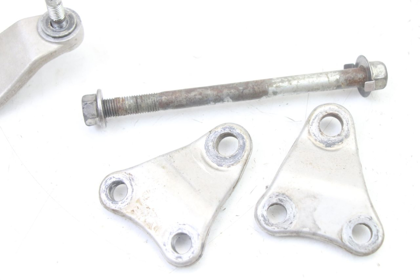 photo de UCHWYT SILNIKA YAMAHA YZ-F YZF 250 (2007 - 2013) - Inny kąt widzenia