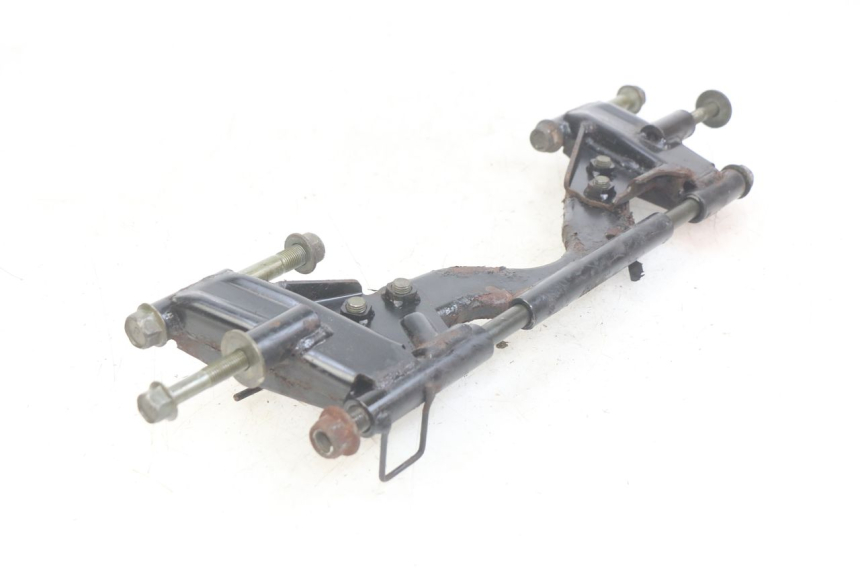 photo de UCHWYT SILNIKA YAMAHA YP MAJESTY 400 (2004 - 2008) - Widok ogólny