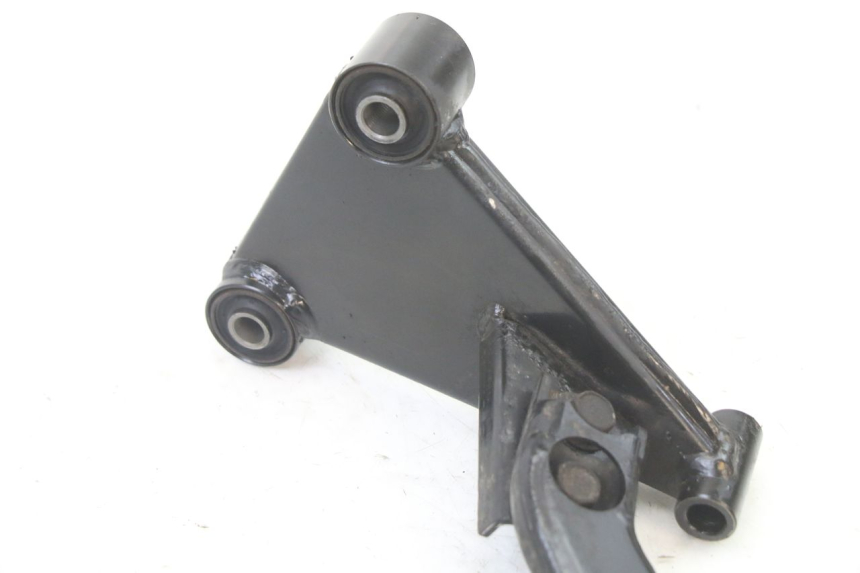 photo de UCHWYT SILNIKA YAMAHA YP X-MAX XMAX 400 (2014 - 2017) - Stan powierzchni