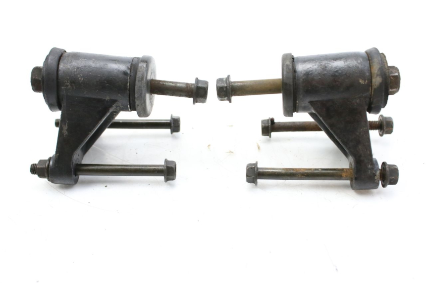 photo de UCHWYT SILNIKA KAWASAKI ZEPHYR 1100 ( - 1995) - Zoom stanu zużycia