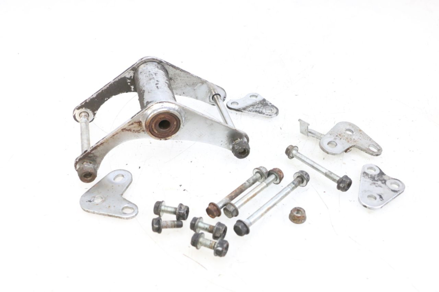 photo de UCHWYT SILNIKA KYMCO ZING 125 (1997 - 2003) - Zoom stanu zużycia