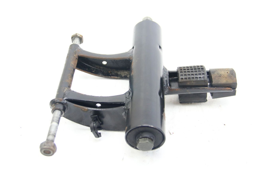 photo de UCHWYT SILNIKA PIAGGIO ZIP 2T 50 (2009 - 2019) - Widok ogólny