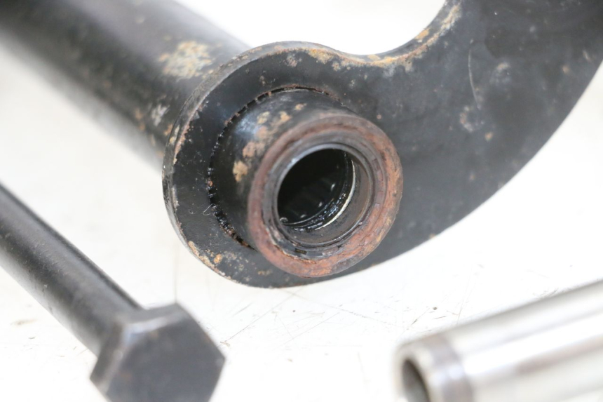 photo de UCHWYT SILNIKA PIAGGIO ZIP 4T 50 (2018 - 2020) - Szczegóły charakterystyczne