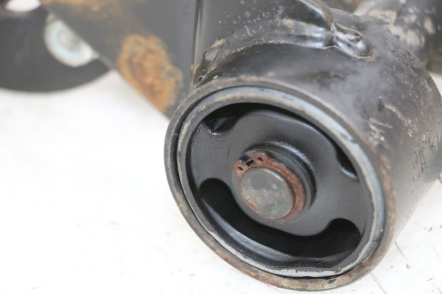 photo de UCHWYT SILNIKA PIAGGIO ZIP 4T 50 (2018 - 2020) - Widok ogólny