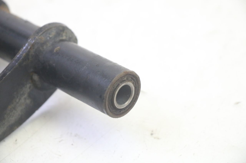 photo de UCHWYT SILNIKA PIAGGIO ZIP 4T 50 (2018 - 2020) - Zoom stanu zużycia