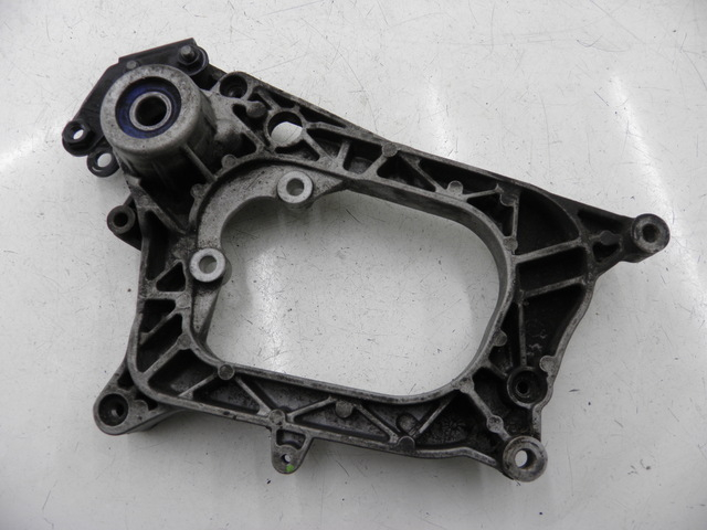 photo de UCHWYT TŁUMIKA PIAGGIO XEVO - X EVO 125 (2010 - 2015) - Zoom stanu zużycia