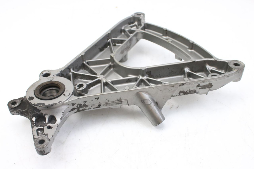 photo de UCHWYT TŁUMIKA SUZUKI AN BURGMAN 400 (2006 - 2010) - Zoom stanu zużycia