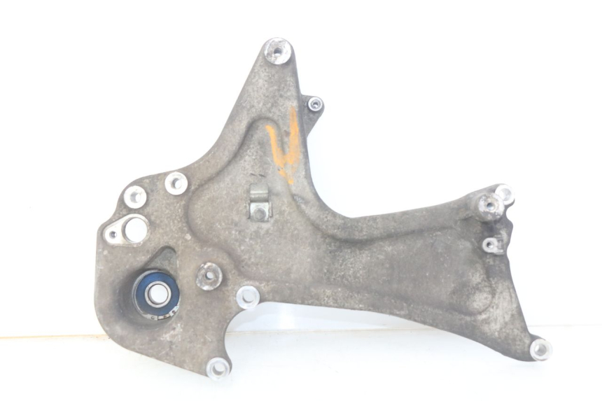 photo de UCHWYT TŁUMIKA PIAGGIO BEVERLY 125 (2010 - 2015) - Widok główny