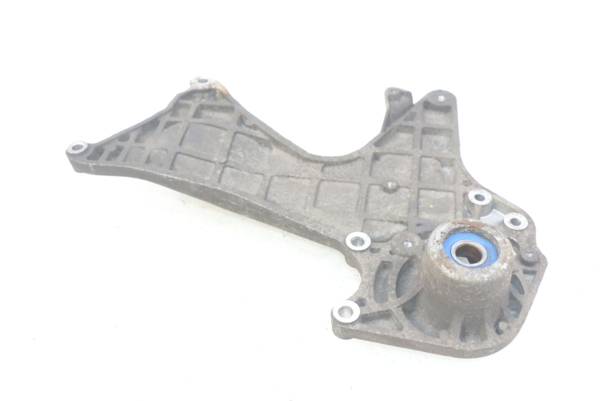 photo de UCHWYT TŁUMIKA PIAGGIO BEVERLY 125 (2010 - 2015) - Szczegół części