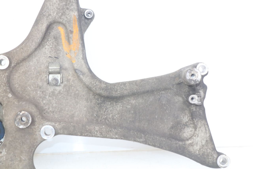 photo de UCHWYT TŁUMIKA PIAGGIO BEVERLY 125 (2010 - 2015) - Zoom stanu zużycia