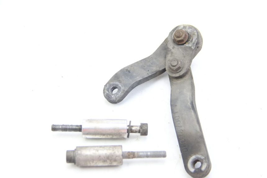 photo de UCHWYT TŁUMIKA DERBI BOULEVARD 50 (2009 - 2006) - Szczegół części