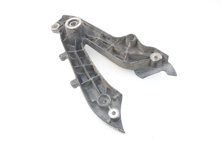 photo de UCHWYT TŁUMIKA YAMAHA BW'S BWS 125 (2010 - 2013) - Zoom stanu zużycia