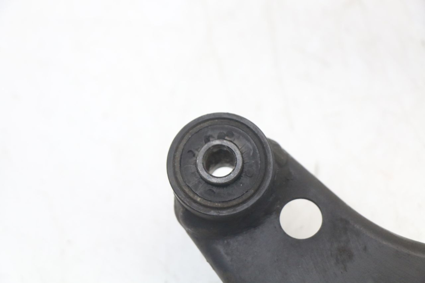 photo de UCHWYT TŁUMIKA BMW C1 125 (2000 - 2003) - Zoom stanu zużycia