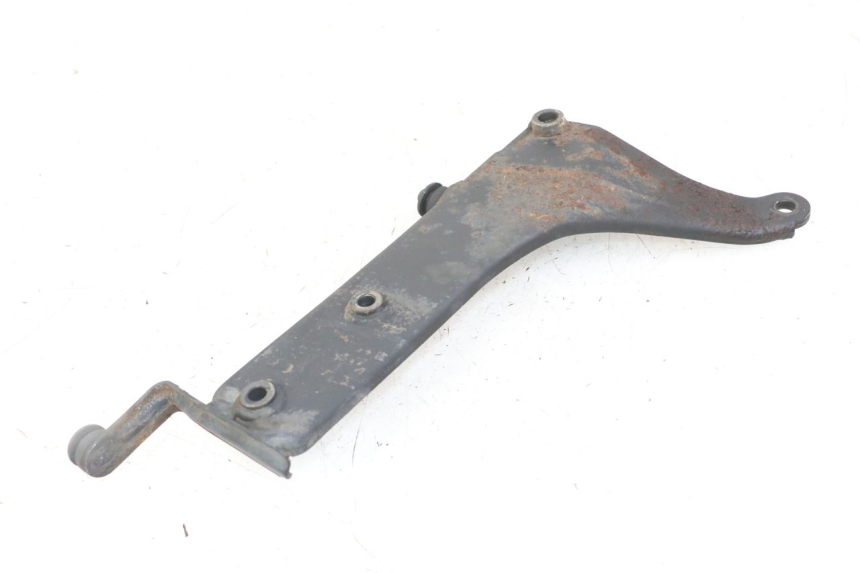 photo de UCHWYT TŁUMIKA DAELIM BESBI 125 (2007 - 2008) - Inny kąt widzenia