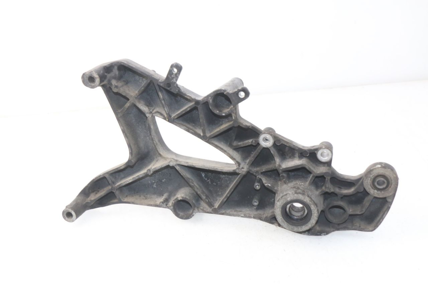 photo de UCHWYT TŁUMIKA KYMCO DINK STREET 125 (2009 - 2014) - Zoom stanu zużycia