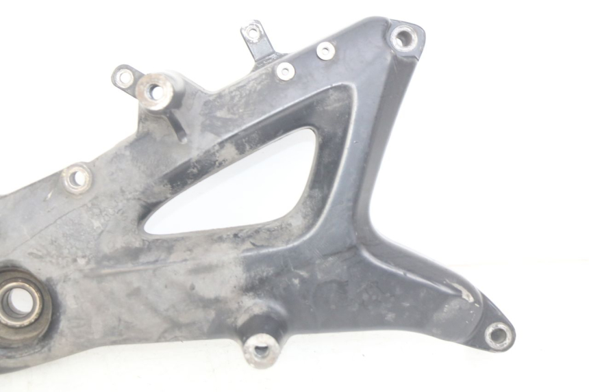 photo de UCHWYT TŁUMIKA KYMCO DINK STREET 125 (2009 - 2014) - Inny kąt widzenia