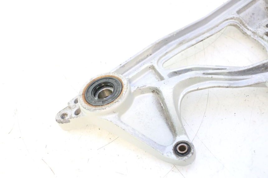 photo de UCHWYT NA KUBEK CF MOTO E-CHARM 125 (2005 - 2008) - Szczegół części