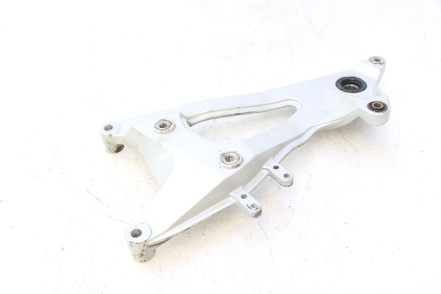 photo de UCHWYT NA KUBEK CF MOTO E-CHARM 125 (2005 - 2008) - Punkty mocowania