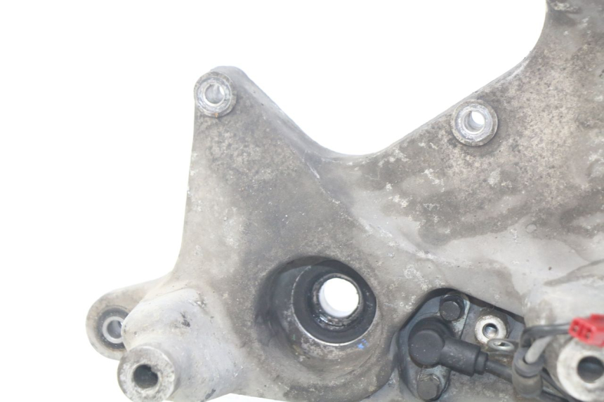 photo de UCHWYT TŁUMIKA HONDA FES S-WING SWING ABS 125 (2007 - 2015) - Stan powierzchni